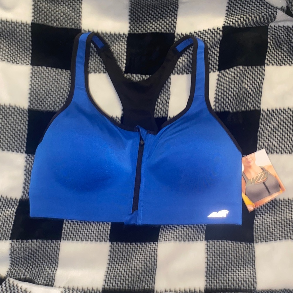 Zip Front Medium Support Sports Bra